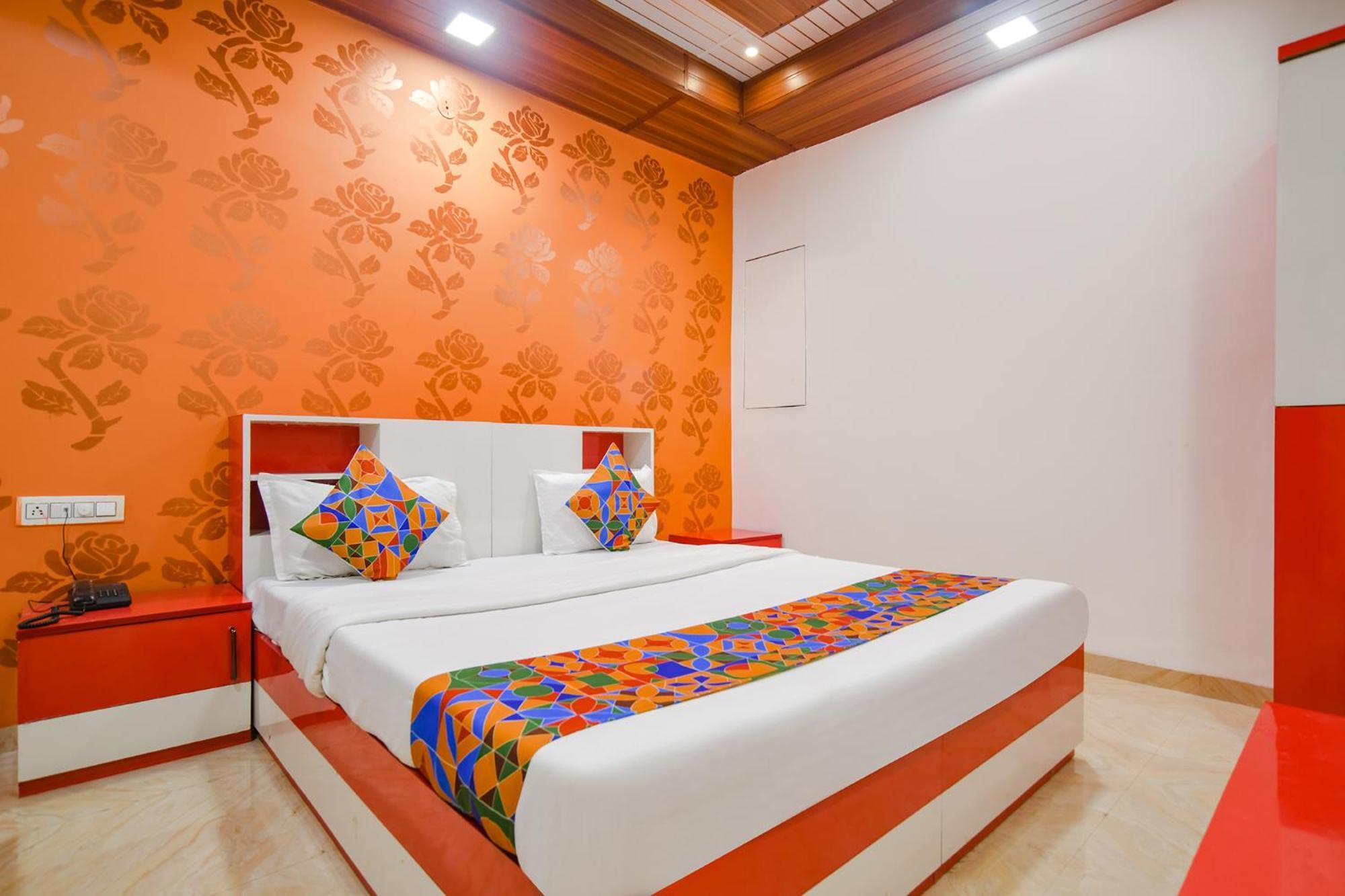 Fabhotel Dream Paradise Indore Exteriör bild