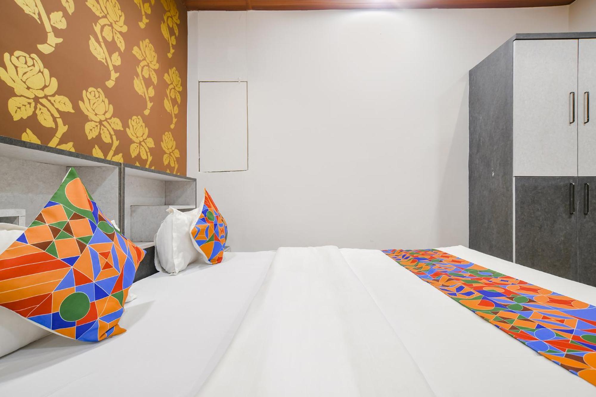 Fabhotel Dream Paradise Indore Exteriör bild